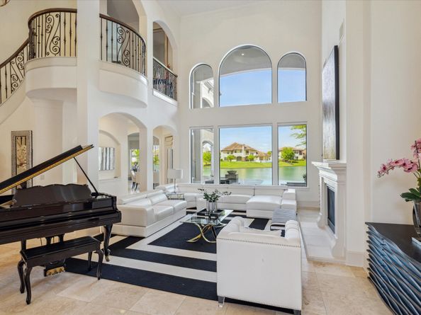 70 Sunset Park Lane, Sugar Land TX 77479