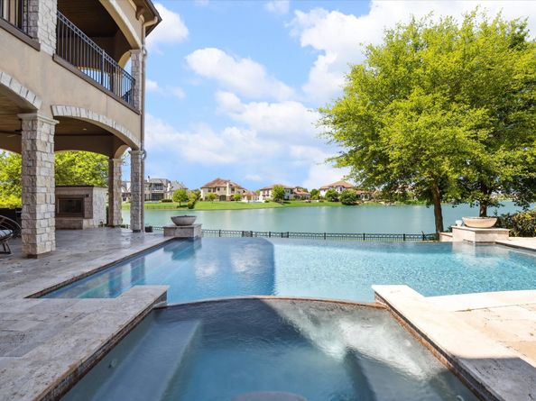 70 Sunset Park Lane, Sugar Land TX 77479