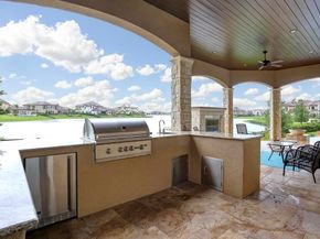 70 Sunset Park Lane, Sugar Land TX 77479