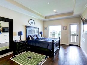 70 Sunset Park Lane, Sugar Land TX 77479