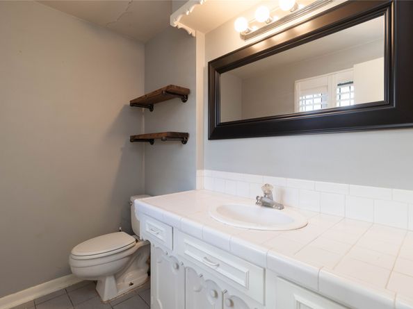 1404 Walnut Bend Lane 23, Houston TX 77042