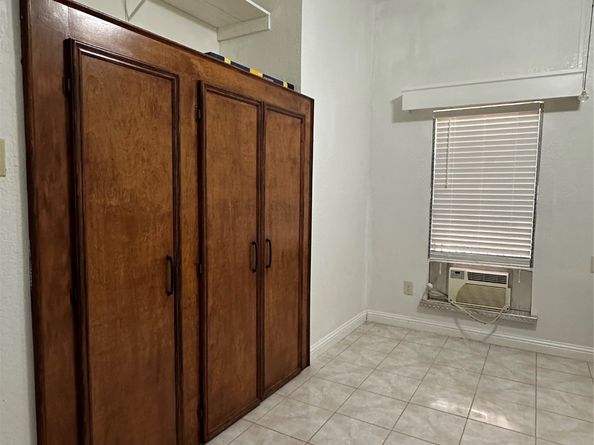 8250 Park Place Boulevard 303, Houston TX 77017