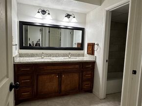 8250 Park Place Boulevard 303, Houston TX 77017