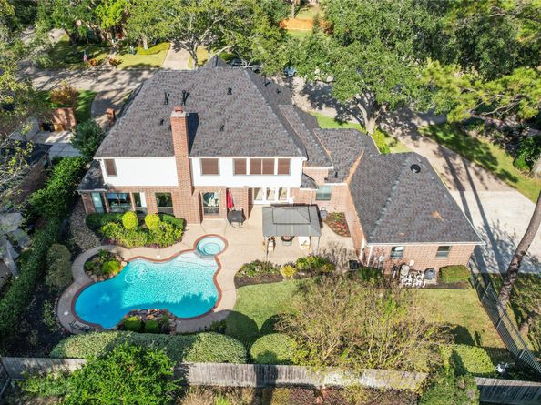 11807 Primwood Drive, Houston TX 77070