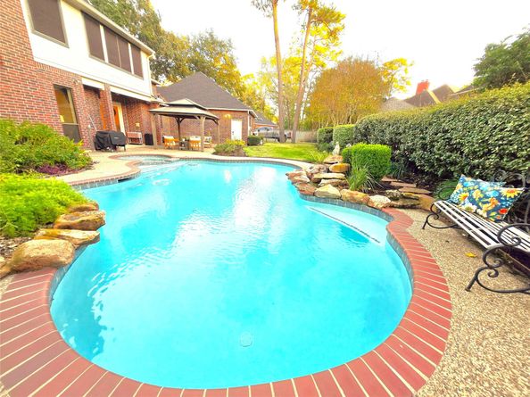 11807 Primwood Drive, Houston TX 77070