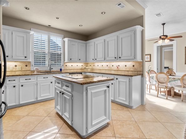 11807 Primwood Drive, Houston TX 77070