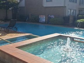 2277 S Kirkwood Road 1002, Houston TX 77077