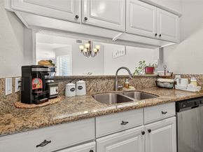2277 S Kirkwood Road 1002, Houston TX 77077