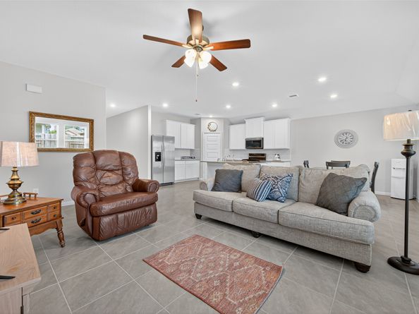 2322 E Winding Pines Drive, Tomball TX 77375