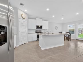 2322 E Winding Pines Drive, Tomball TX 77375