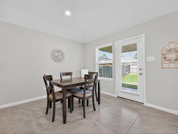 2322 E Winding Pines Drive, Tomball TX 77375