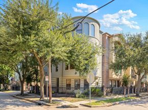 628 Bomar Street, Houston TX 77006