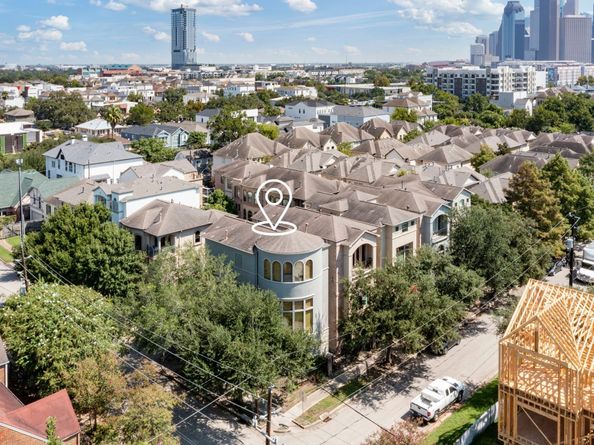 628 Bomar Street, Houston TX 77006