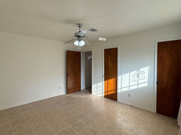 7325 Ley Road, Houston TX 77028