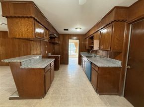 7325 Ley Road, Houston TX 77028