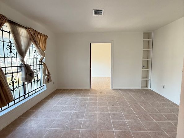 7325 Ley Road, Houston TX 77028