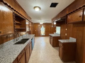 7325 Ley Road, Houston TX 77028