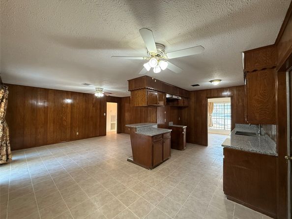 7325 Ley Road, Houston TX 77028