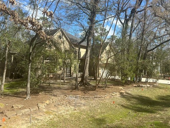38 HILLOCK WOODS Drive, The Woodlands TX 77380