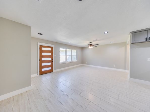 6201 Carew Street, Houston TX 77074