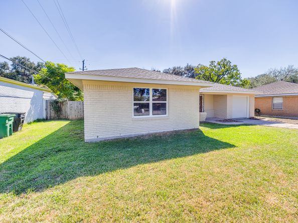 6201 Carew Street, Houston TX 77074