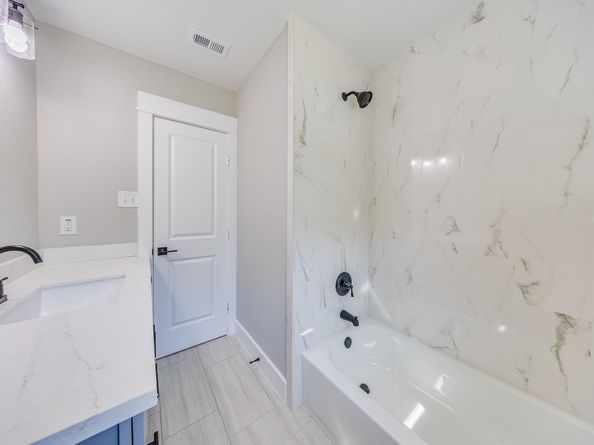 6201 Carew Street, Houston TX 77074