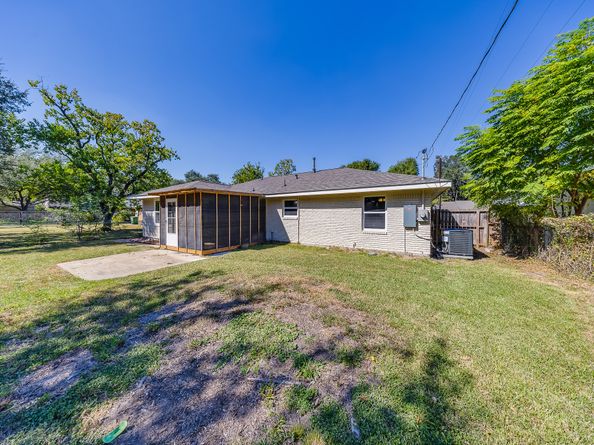 6201 Carew Street, Houston TX 77074