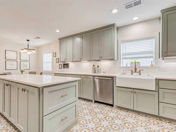 920 Key Street, Houston TX 77009