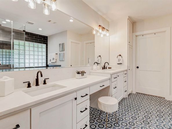 920 Key Street, Houston TX 77009