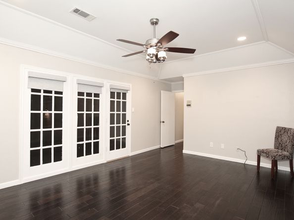 214 W Sutton Square, Stafford TX 77477