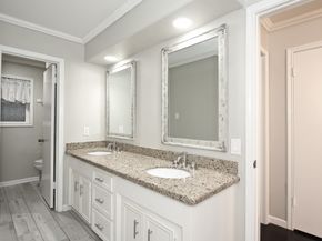 214 W Sutton Square, Stafford TX 77477