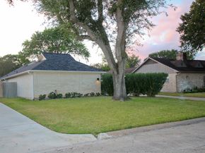 214 W Sutton Square, Stafford TX 77477