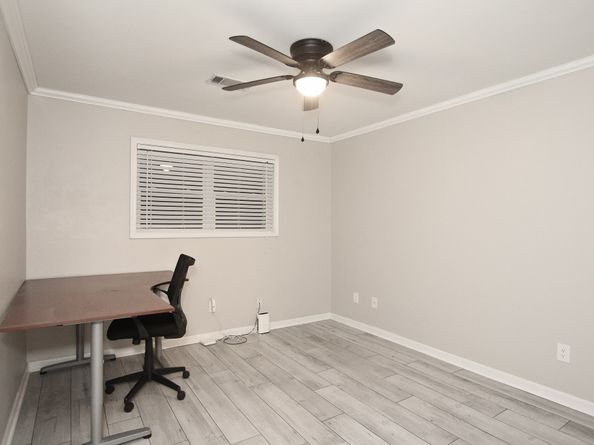 214 W Sutton Square, Stafford TX 77477