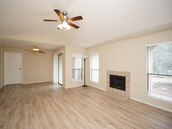 6602 Harbor Town Drive 1202, Houston TX 77036