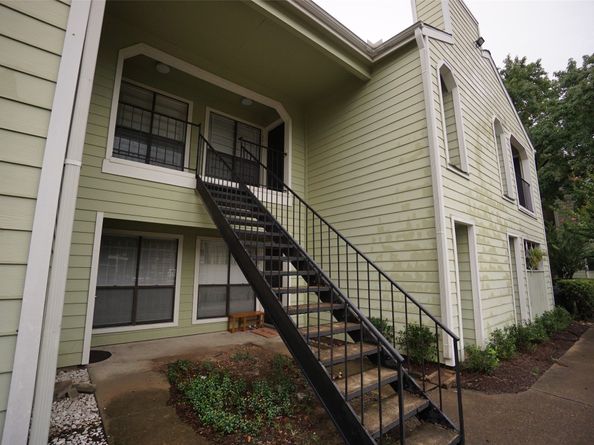 6602 Harbor Town Drive 1202, Houston TX 77036
