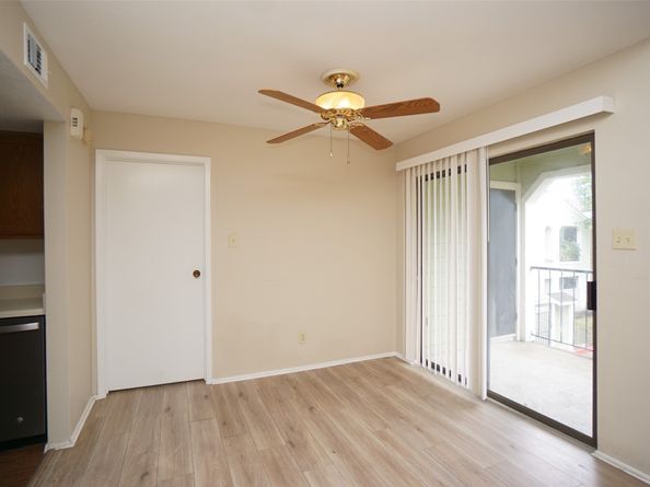 6602 Harbor Town Drive 1202, Houston TX 77036