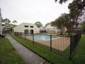 6602 Harbor Town Drive 1202, Houston TX 77036