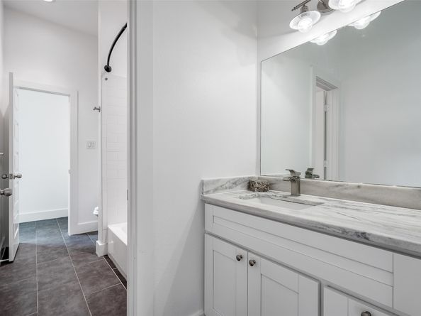 308 E 39th Street, Houston TX 77018