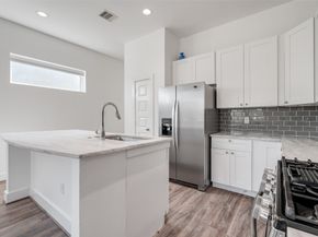 308 E 39th Street, Houston TX 77018
