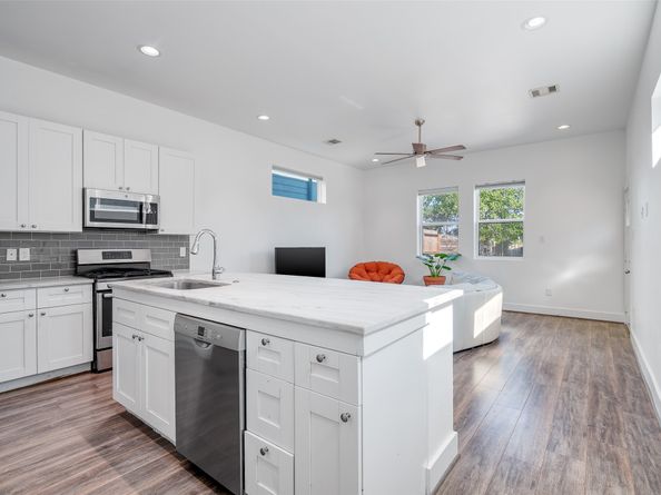 308 E 39th Street, Houston TX 77018