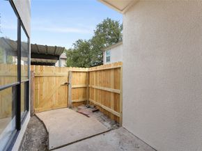 7890 W Bellfort Avenue 7890, Houston TX 77071