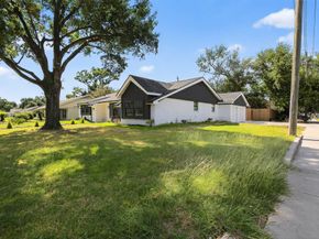 3302 Ann Arbor Drive, Houston TX 77063