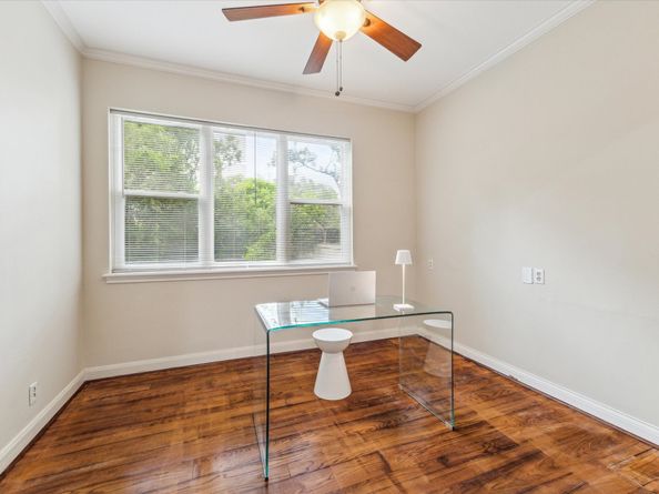 7924 Woodway Drive, Houston TX 77063