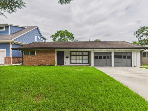 9202 Bintliff Drive, Houston TX 77074