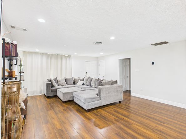 9202 Bintliff Drive, Houston TX 77074