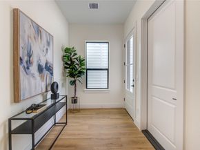 6121 Pacific Forest, Houston TX 77091