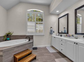 55 S Bethany Bend Circle S, The Woodlands TX 77382
