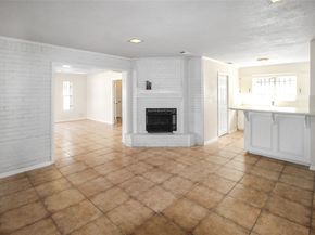 10322 Nold Drive, Houston TX 77016
