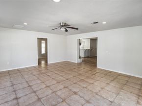 10322 Nold Drive, Houston TX 77016