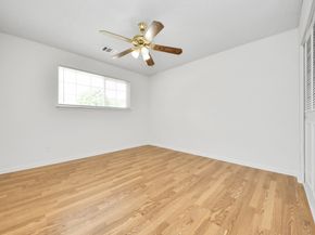 10372 Hammerly Boulevard 25, Houston TX 77043